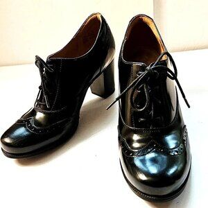 Clarks Artisan Ciera Pier Brine Black Brogue Wingtip Oxford Heels Size 10 Bootie